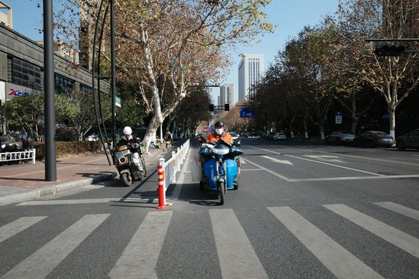 Guide Ultime : Entretenir et Nettoyer vos Rétroviseurs pour une Sécurité Maximale